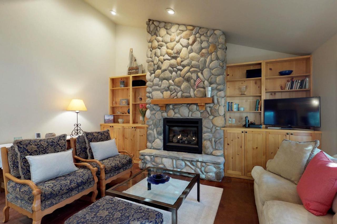 Апартаменты Getaway At The Fields In Warm Springs Кетчум Экстерьер фото